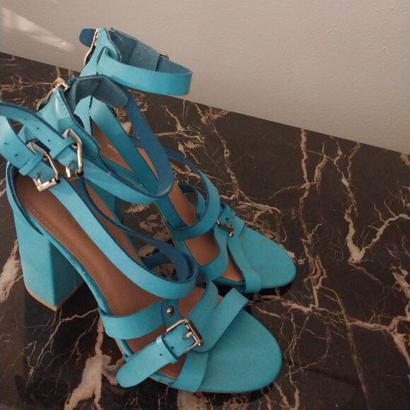 Modern Rush - Picture 6 of 7